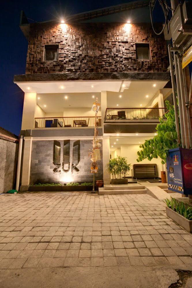 Zuk Hotel Легиан Экстерьер фото